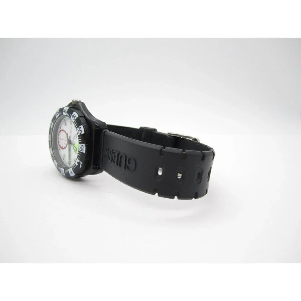 Vtg Men's Guess Quartz WR Analog 38mm Dial Causal Round‎ Watch (F41)